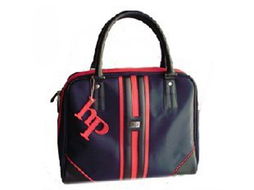 惠普時(shí)尚女士電腦包 FF556PA 優(yōu)雅與實(shí)用的完美結(jié)合