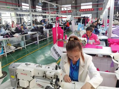 衣暖人心，黔南州鄉(xiāng)村振興局織就鄉(xiāng)村發(fā)展新畫卷